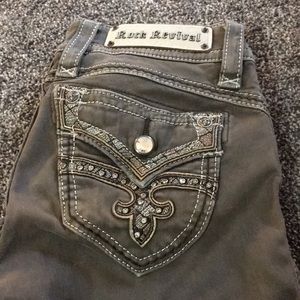 Rock revival size 25 skinny